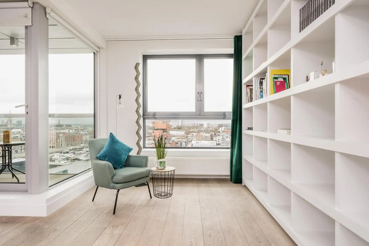 London Tower Apartments - Amberes